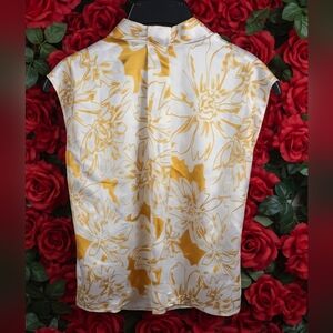 HARVE BENARD* GOLD & WHITE SLEEVELESS BLOUSE* SIZE: S